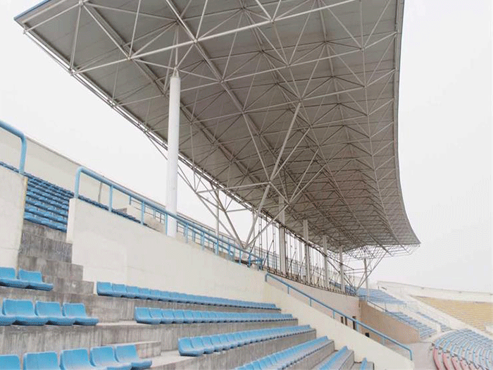 三亚四小体育馆网架